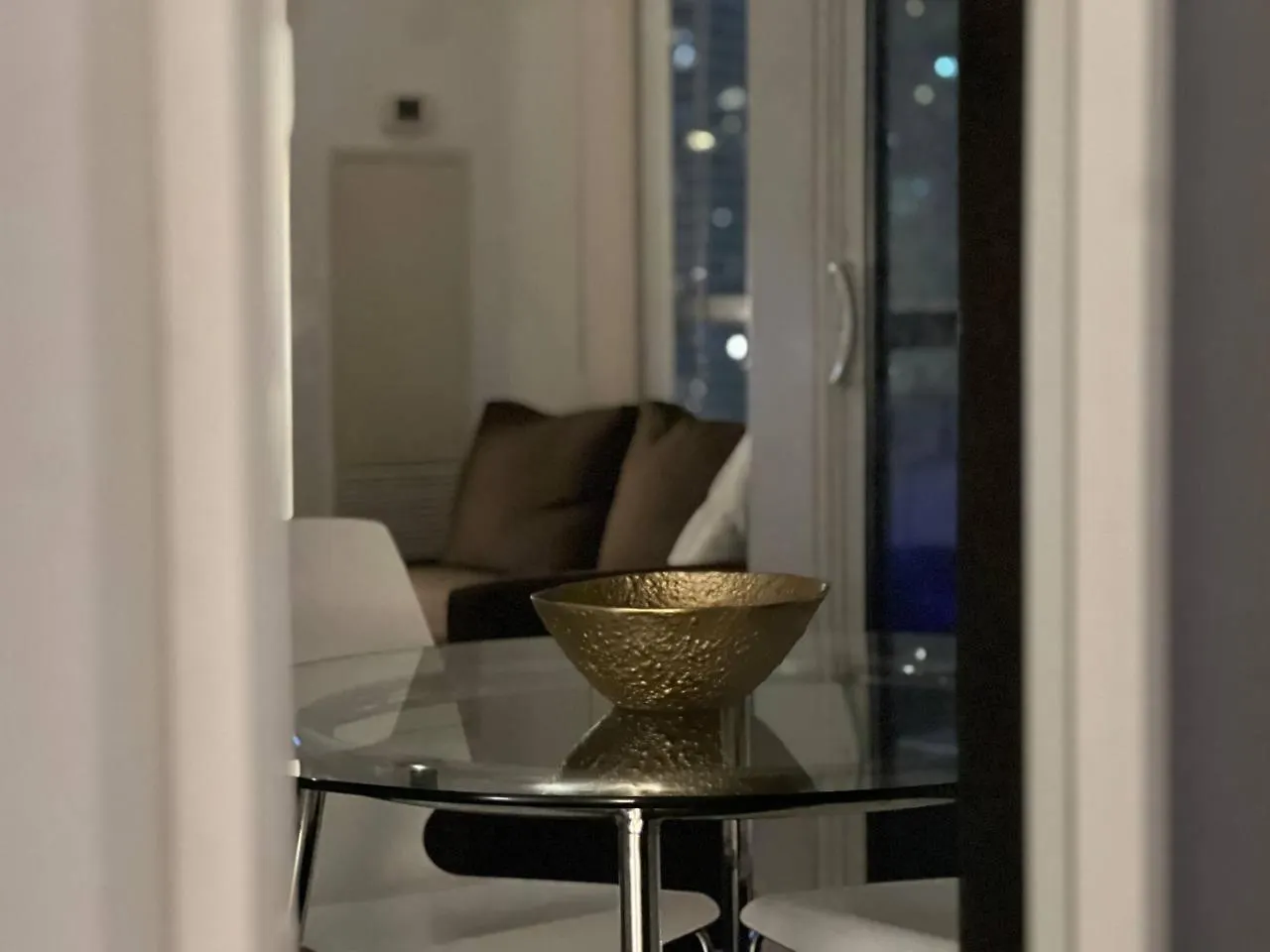 Axiom Suites Toronto Apartment