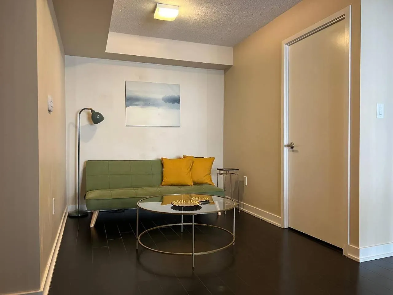 Axiom Suites Toronto 0*,