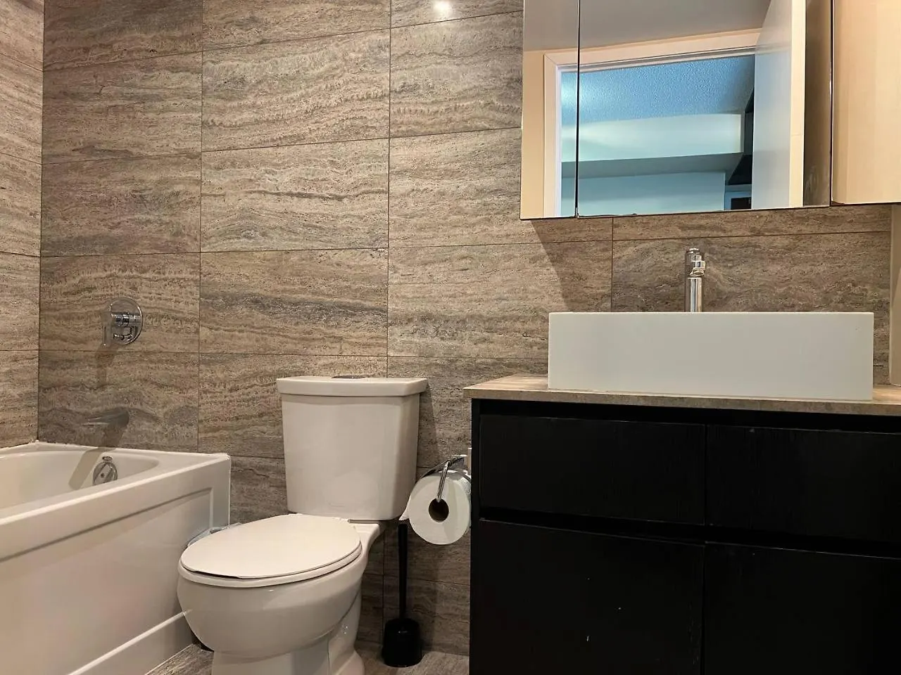 Axiom Suites Toronto
