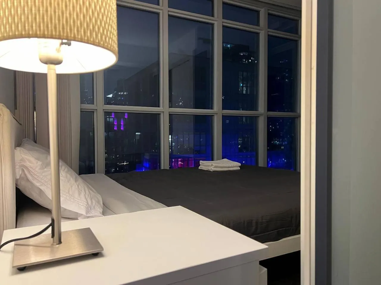Axiom Suites Toronto Apartment