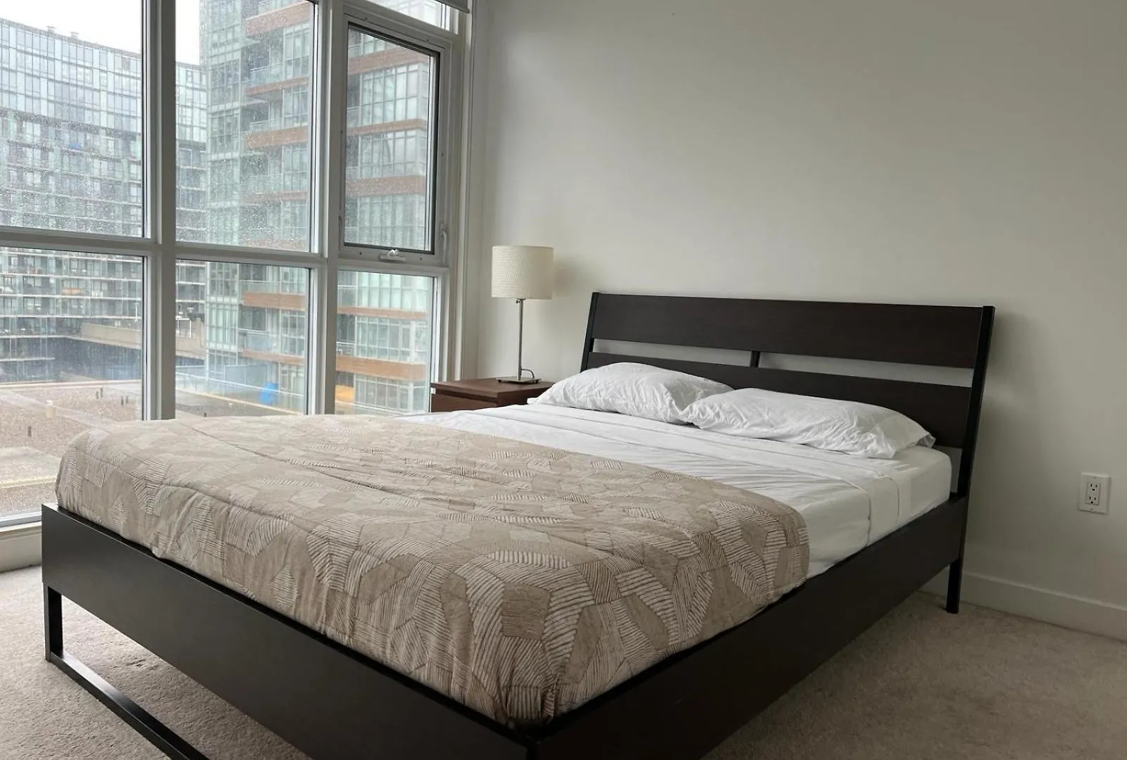 Axiom Suites Toronto Apartment